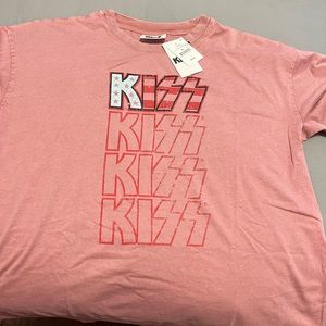 Boyfriend Fit Kiss Tee Kiss American Cinnamon
